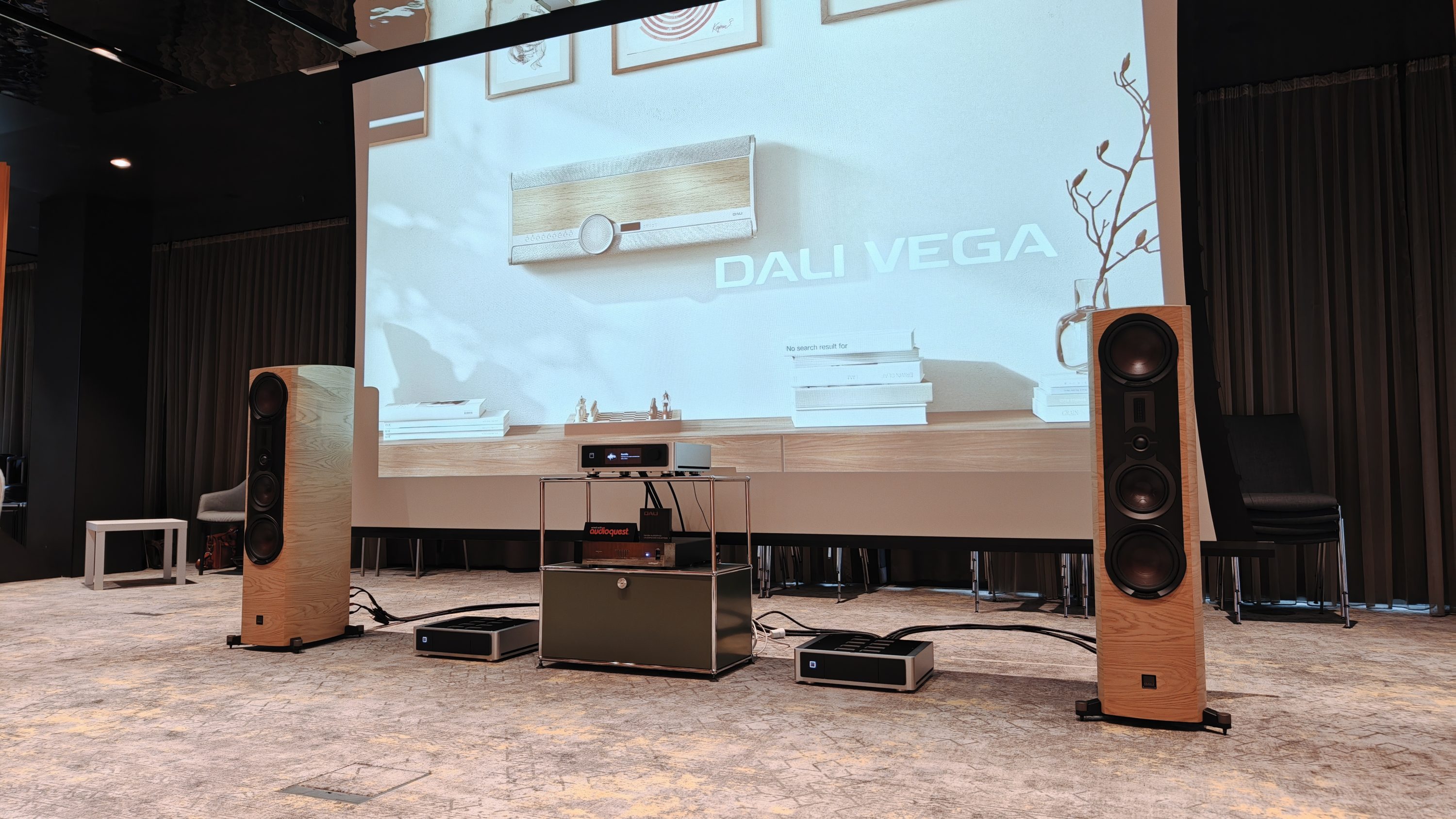 报道｜“把传统Hi-Fi注入现代生活” DALI在维也纳High End 2026展会展出重磅新品VEGA以及SONIK系列-影音新生活